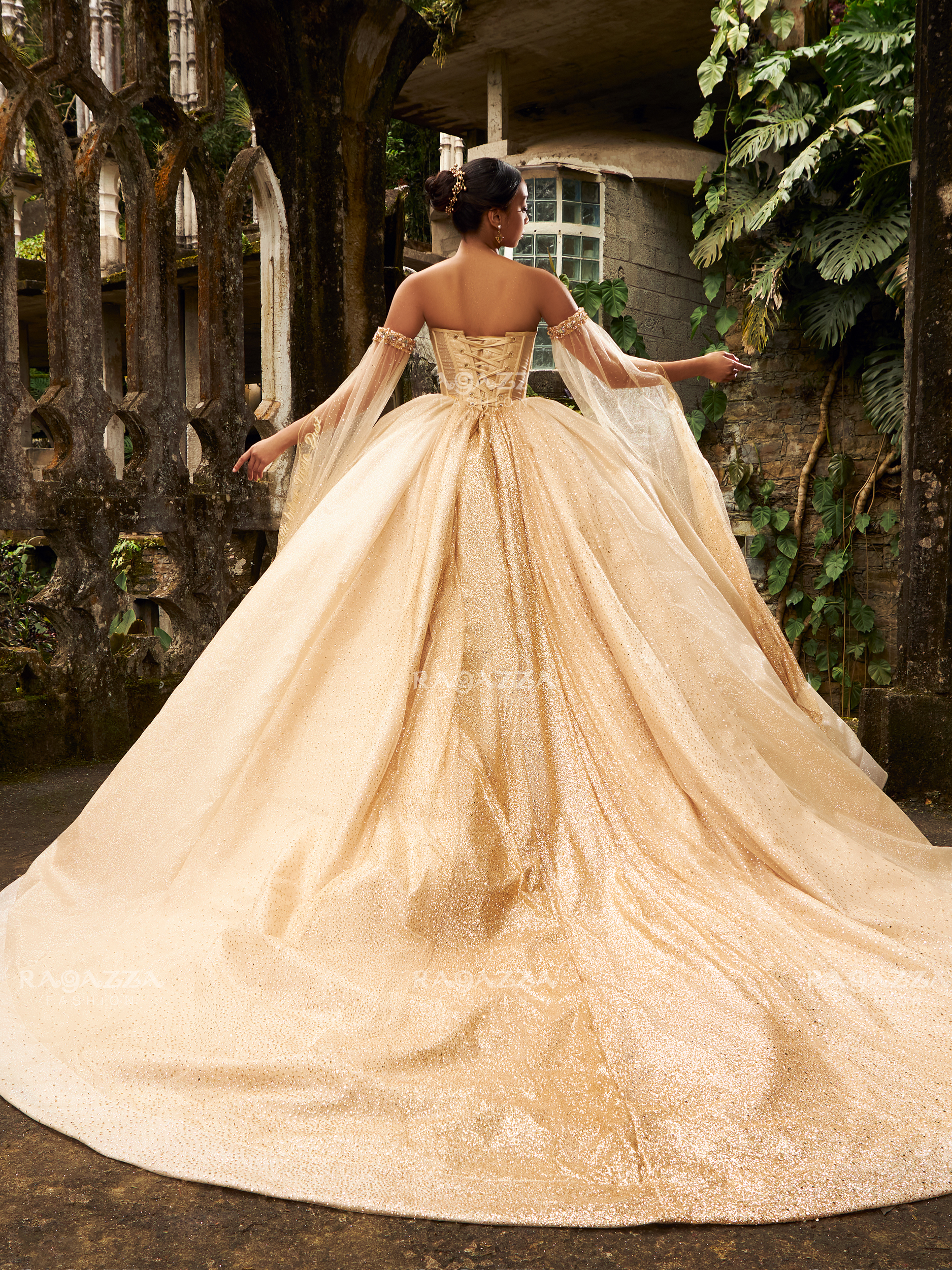 Vestido de XV Años Modelo EV28-528