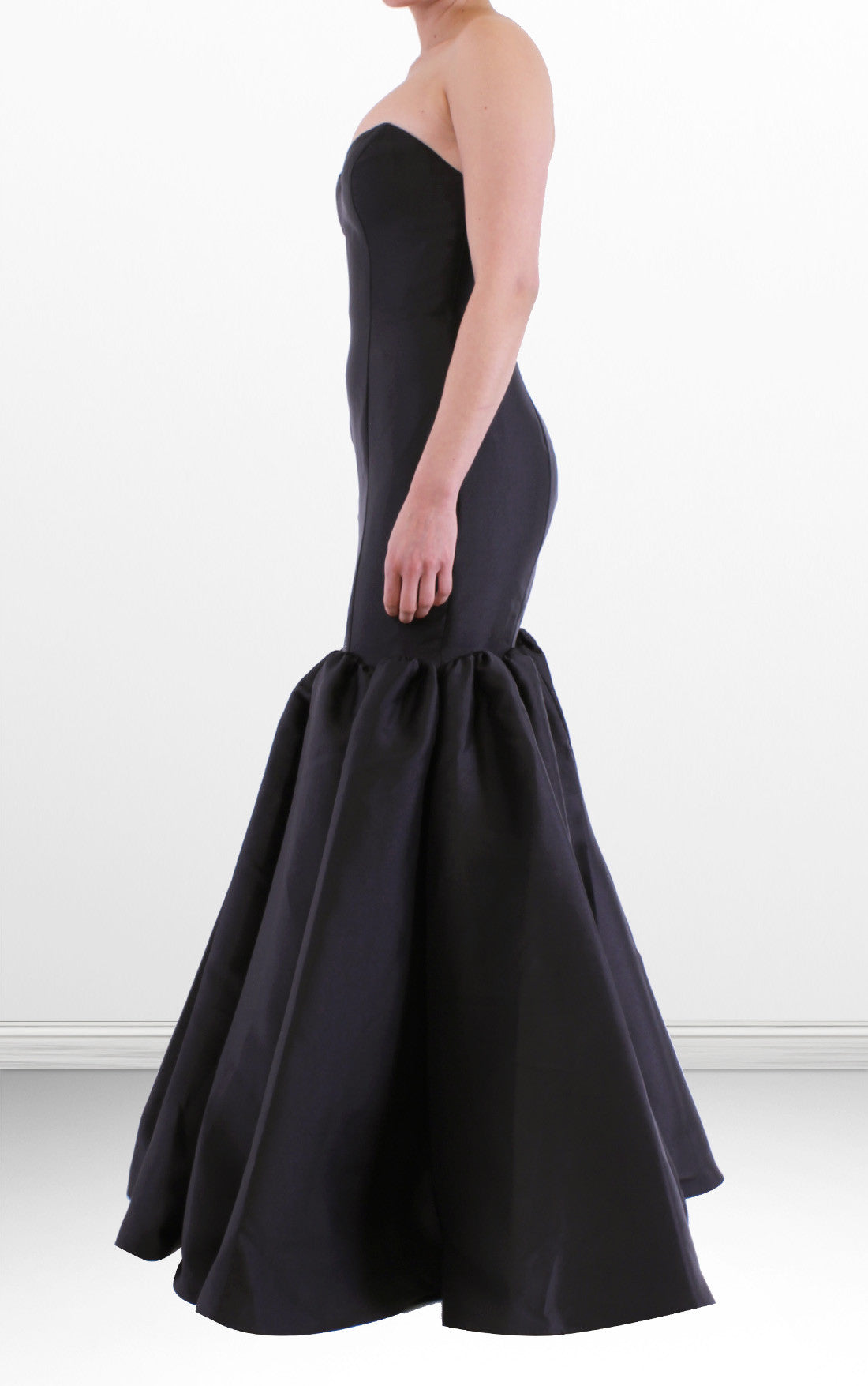 Vestido corte de sirena color negro - Laila's Dress