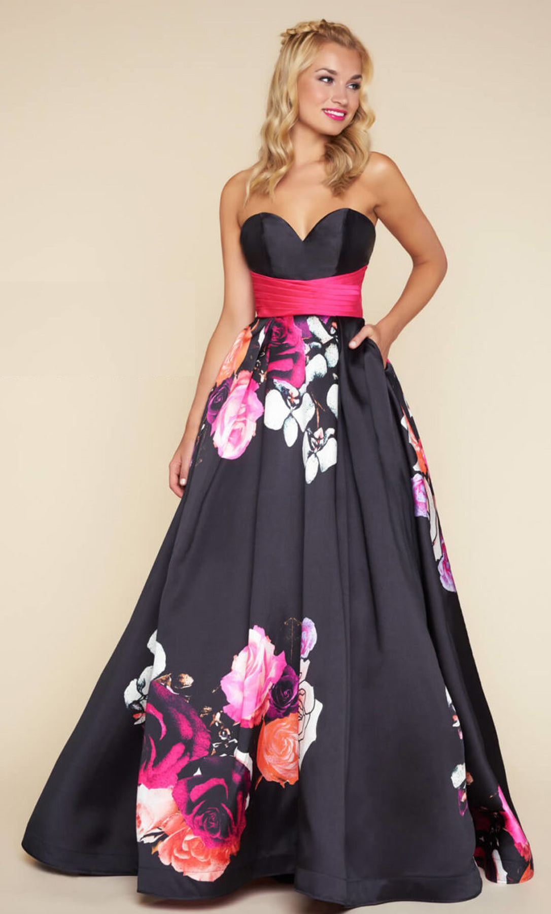 Vestido largo negro con flores - Laila's Dress