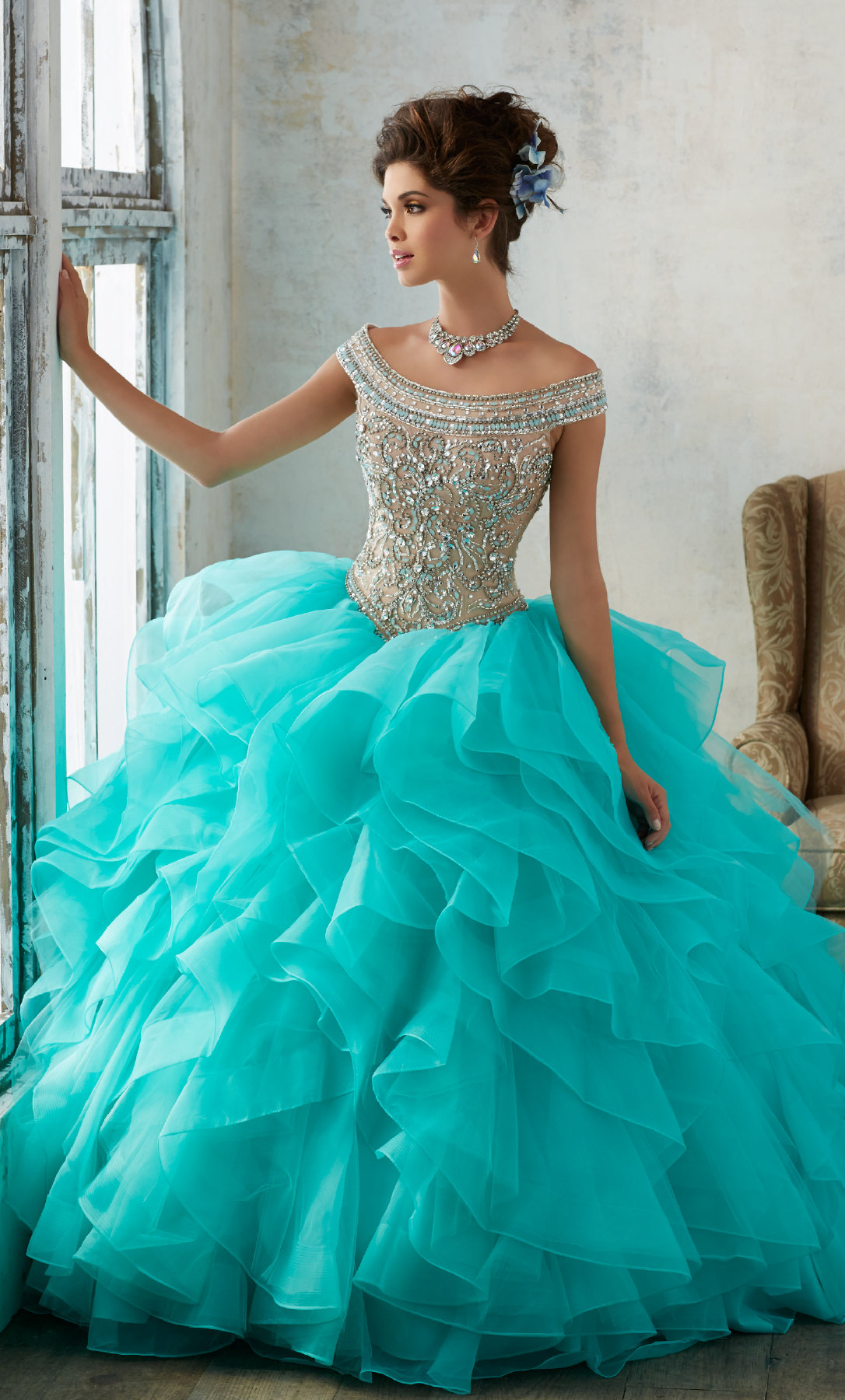 Vestido de XV años con manga caida - Laila's Dress