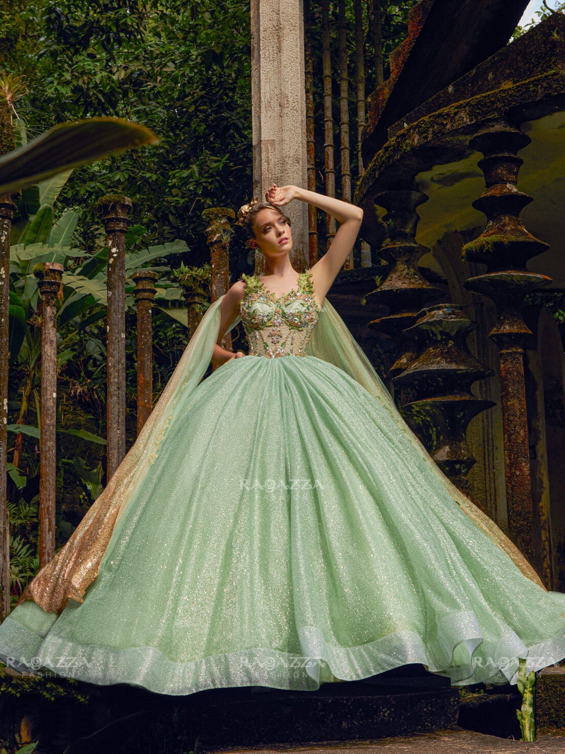 Vestido de XV Años Tinker Bell Modelo EV29-629