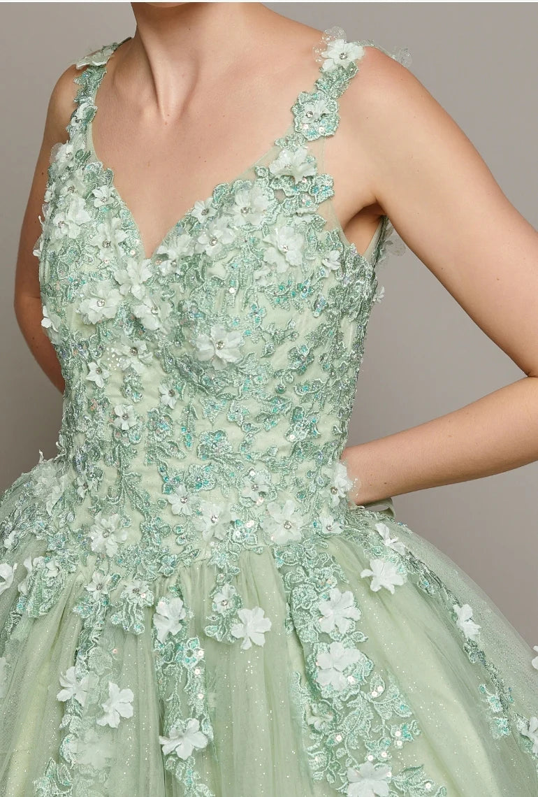 Vestido De XV Años Sage Modelo LLL2016