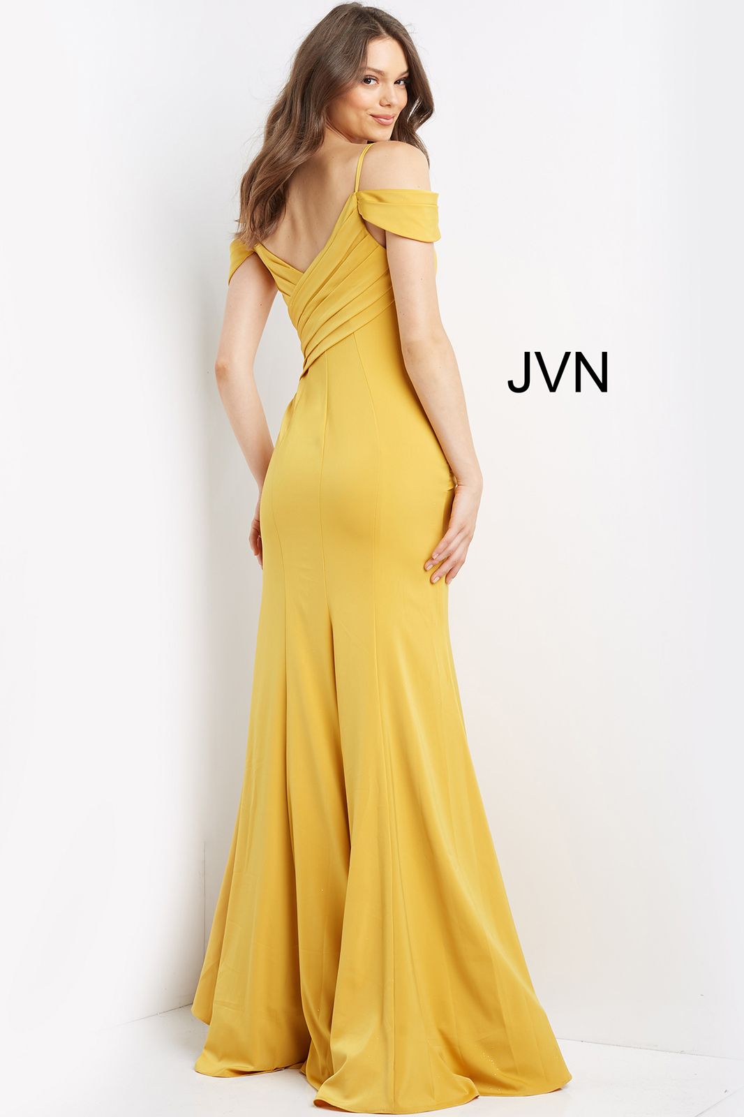 Vestido Largo Yellow Modelo JVN08414