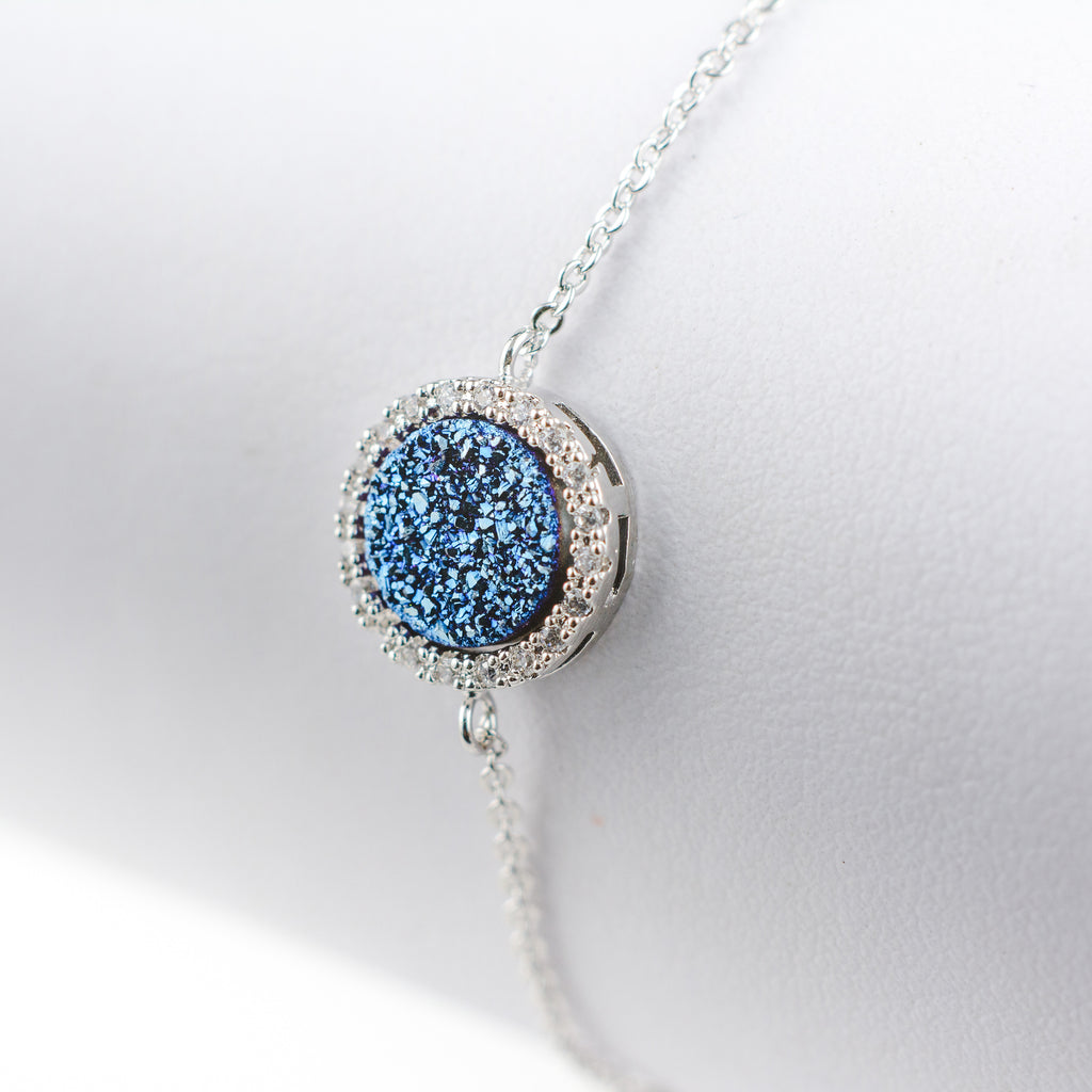 Pulsera de cadena con cristales azul y plata - Laila's Dress