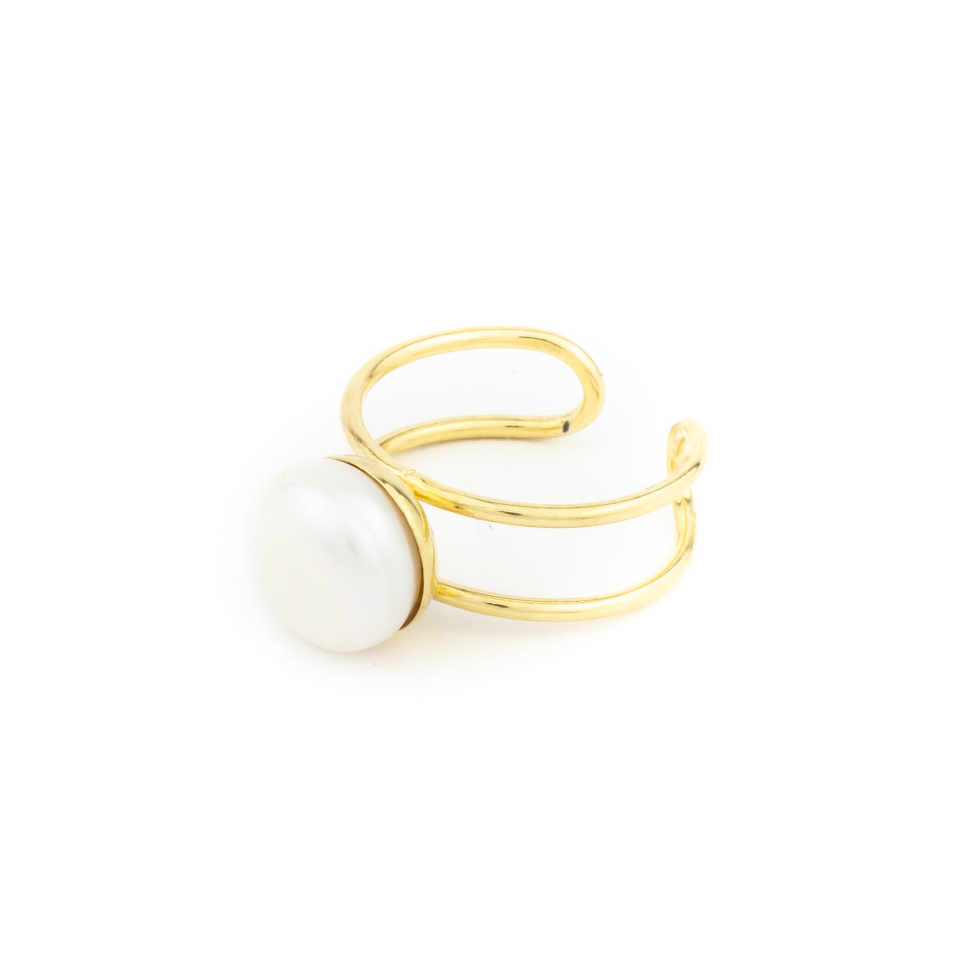 Anillo dorado con perla - Laila's Dress