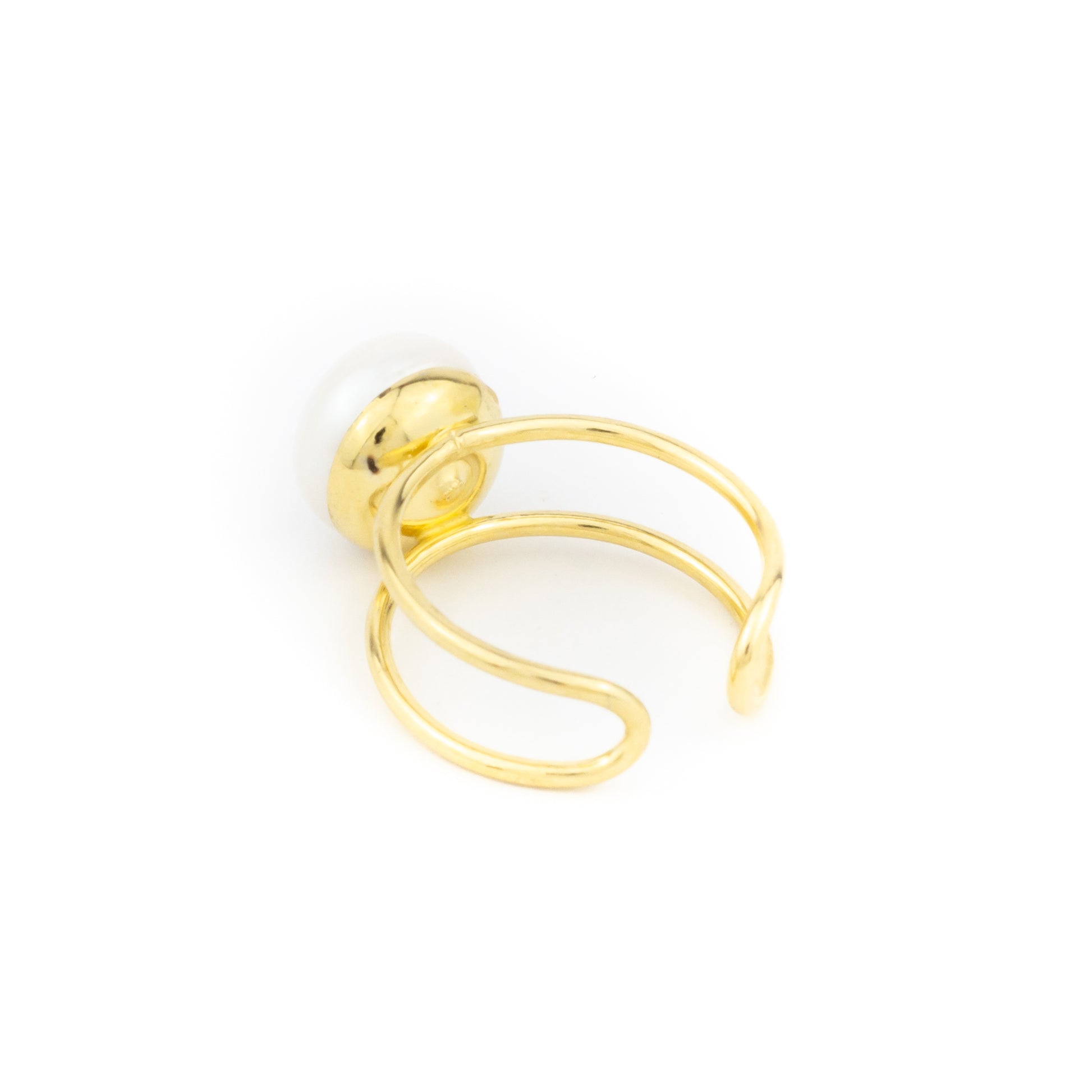 Anillo dorado con perla - Laila's Dress
