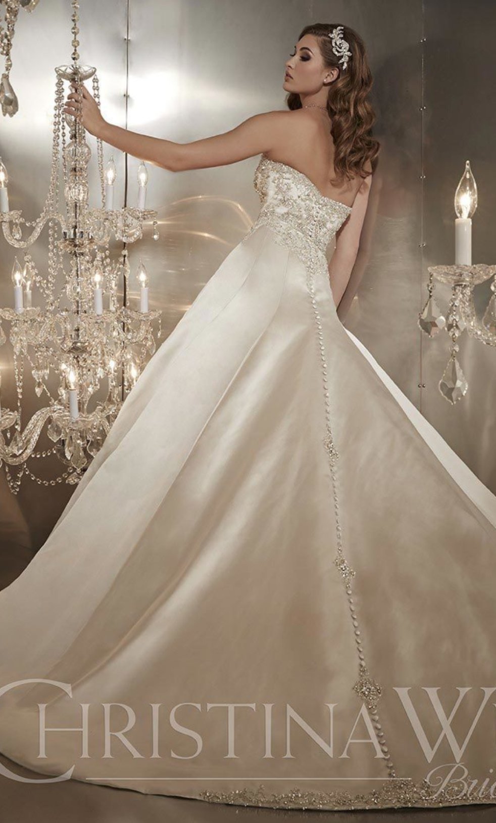 Vestido Novia detallado con pedrería - Laila's Dress