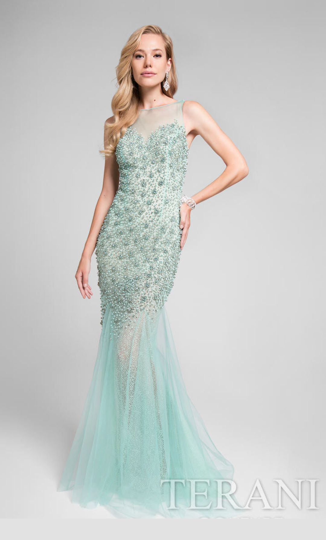 Vestido largo corte sirena color aqua