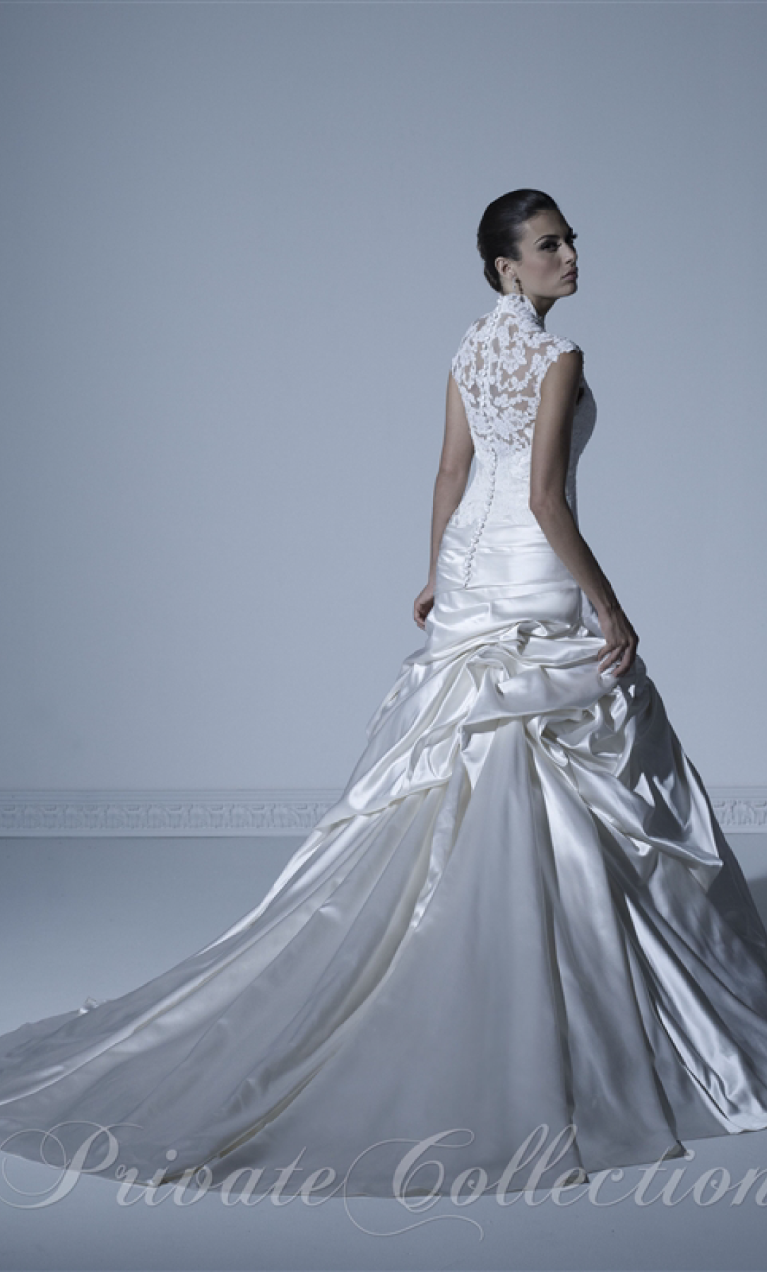 Vestido de novia con falda de raso - Laila's Dress