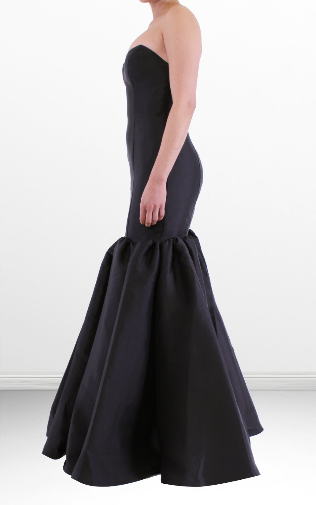 Vestido corte de sirena color negro - Laila's Dress
