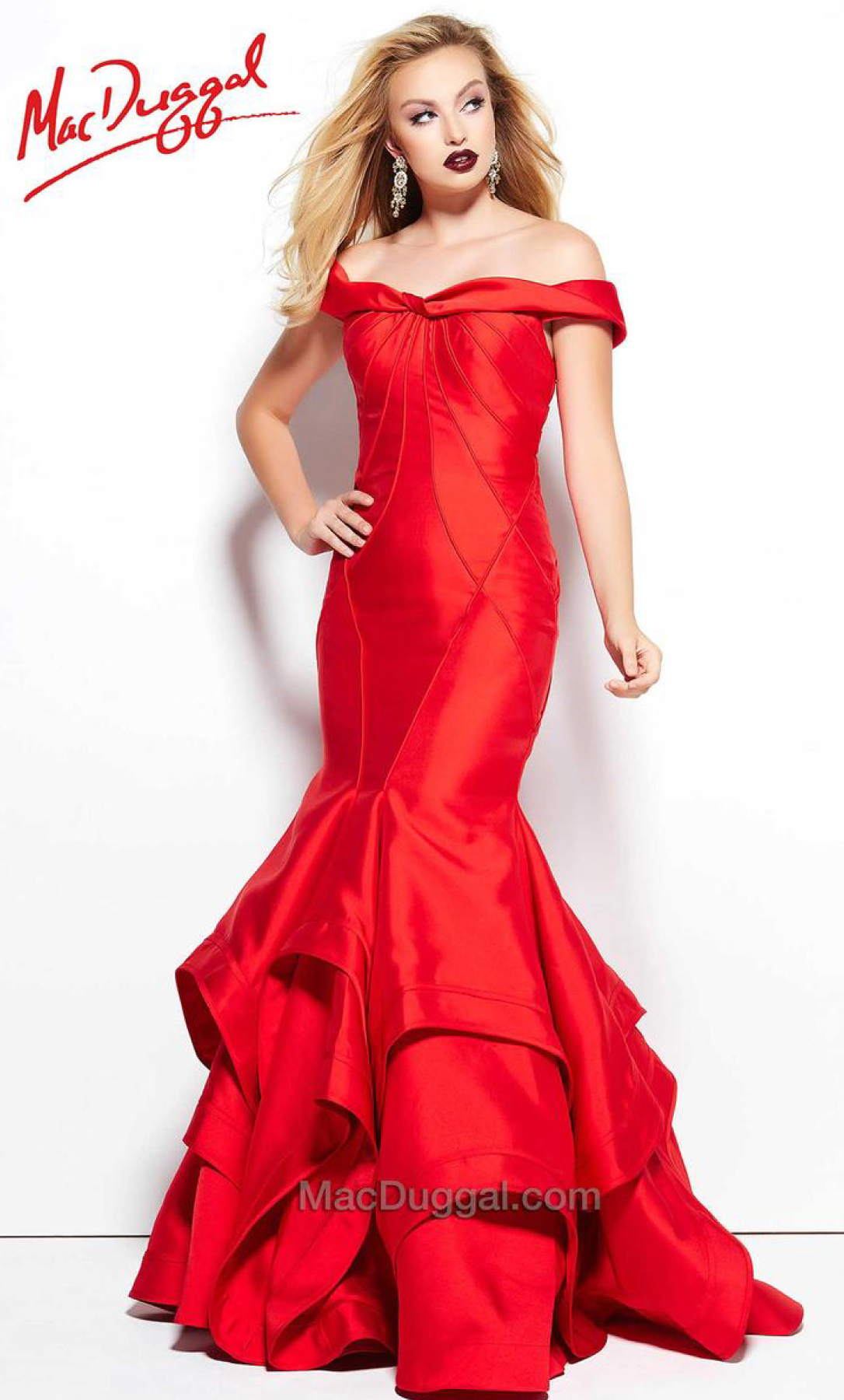 Vestido rojo hombros caídos - Laila's Dress