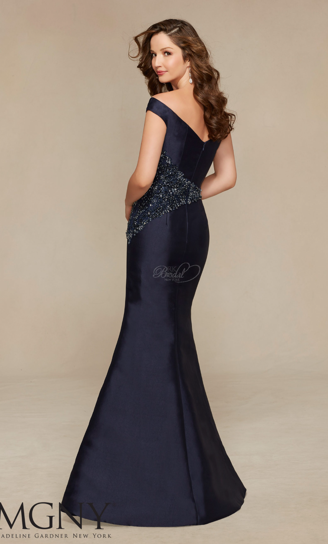 Vestido color Navy corte sirena - Laila's Dress