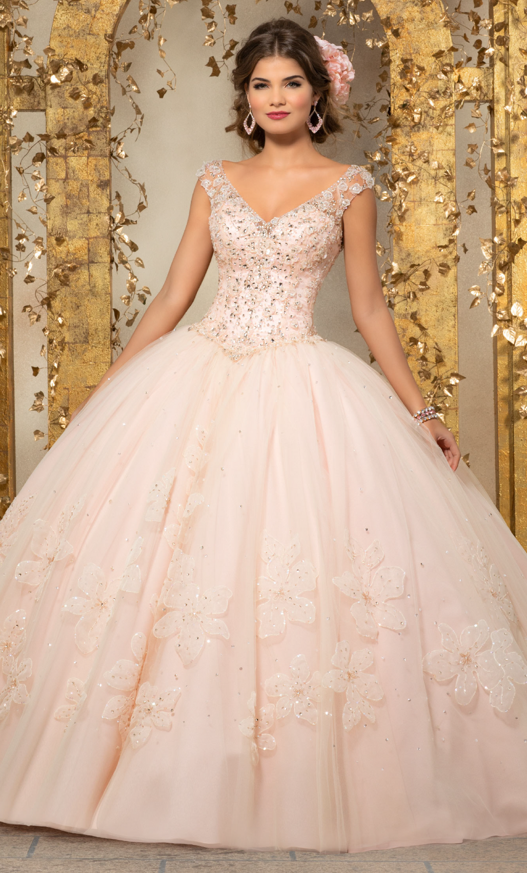 Vestido de XV a os color Blush corte princesa