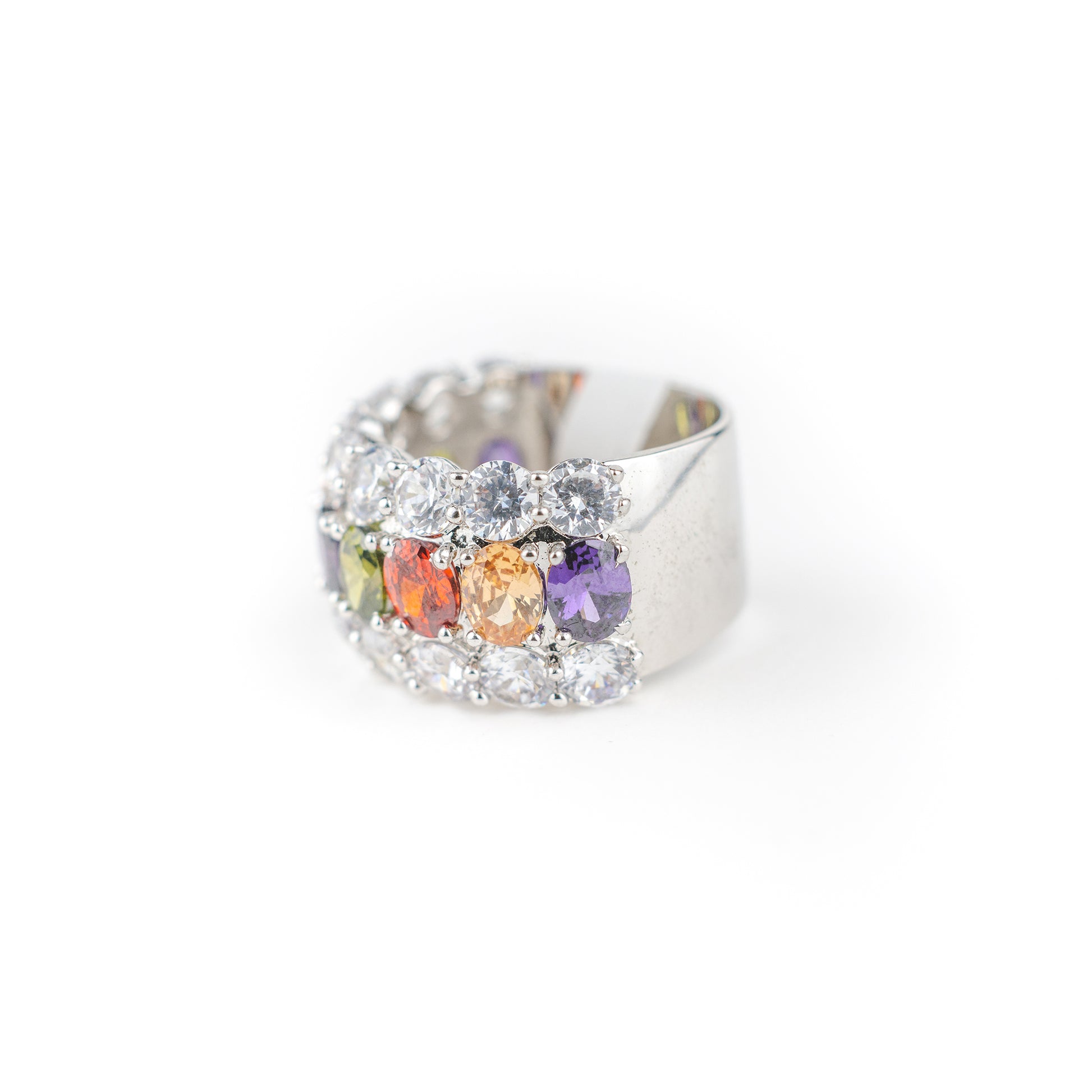 Anillo ancho con brillantes multicolor - Laila's Dress