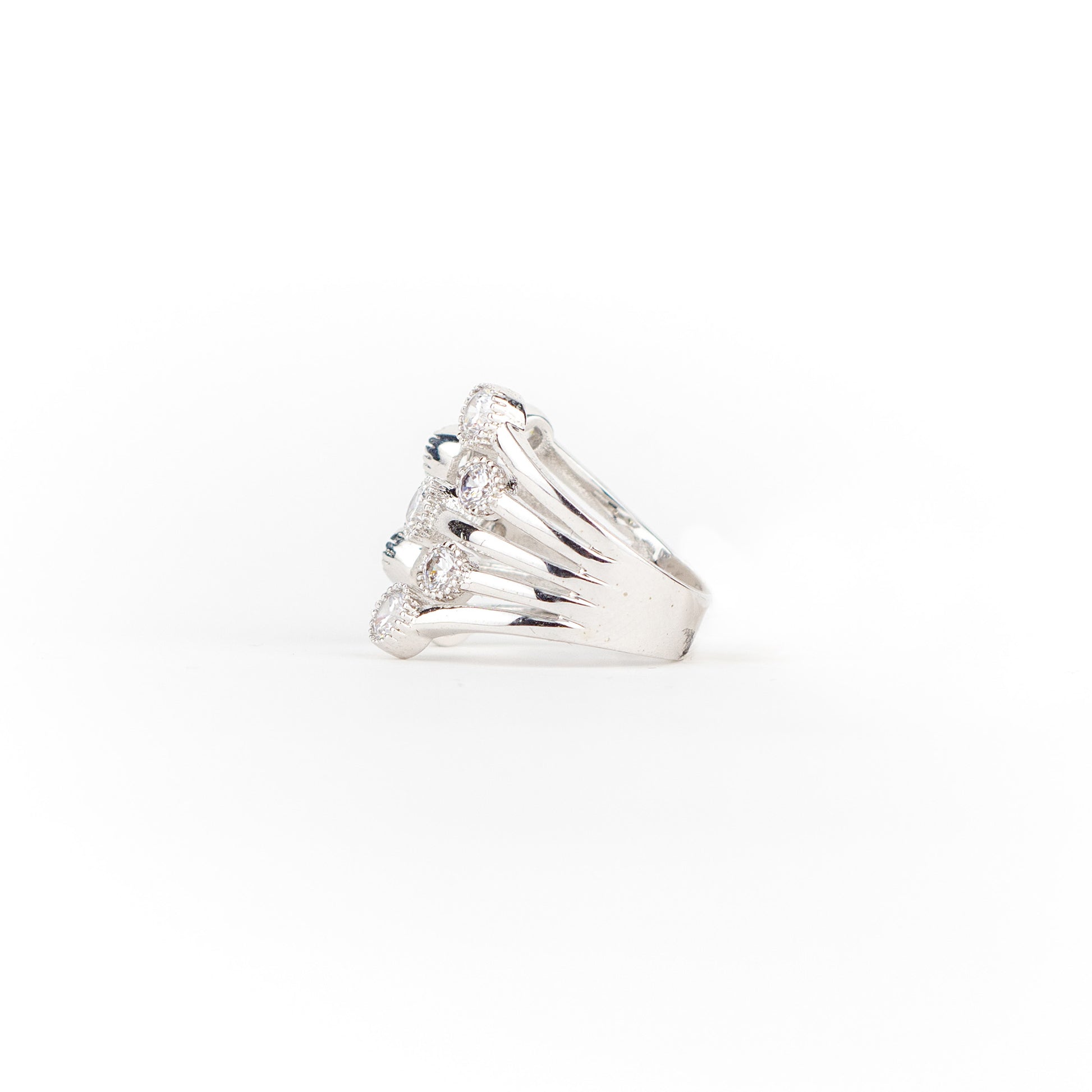 Anillo envolvente con brillantes - Laila's Dress