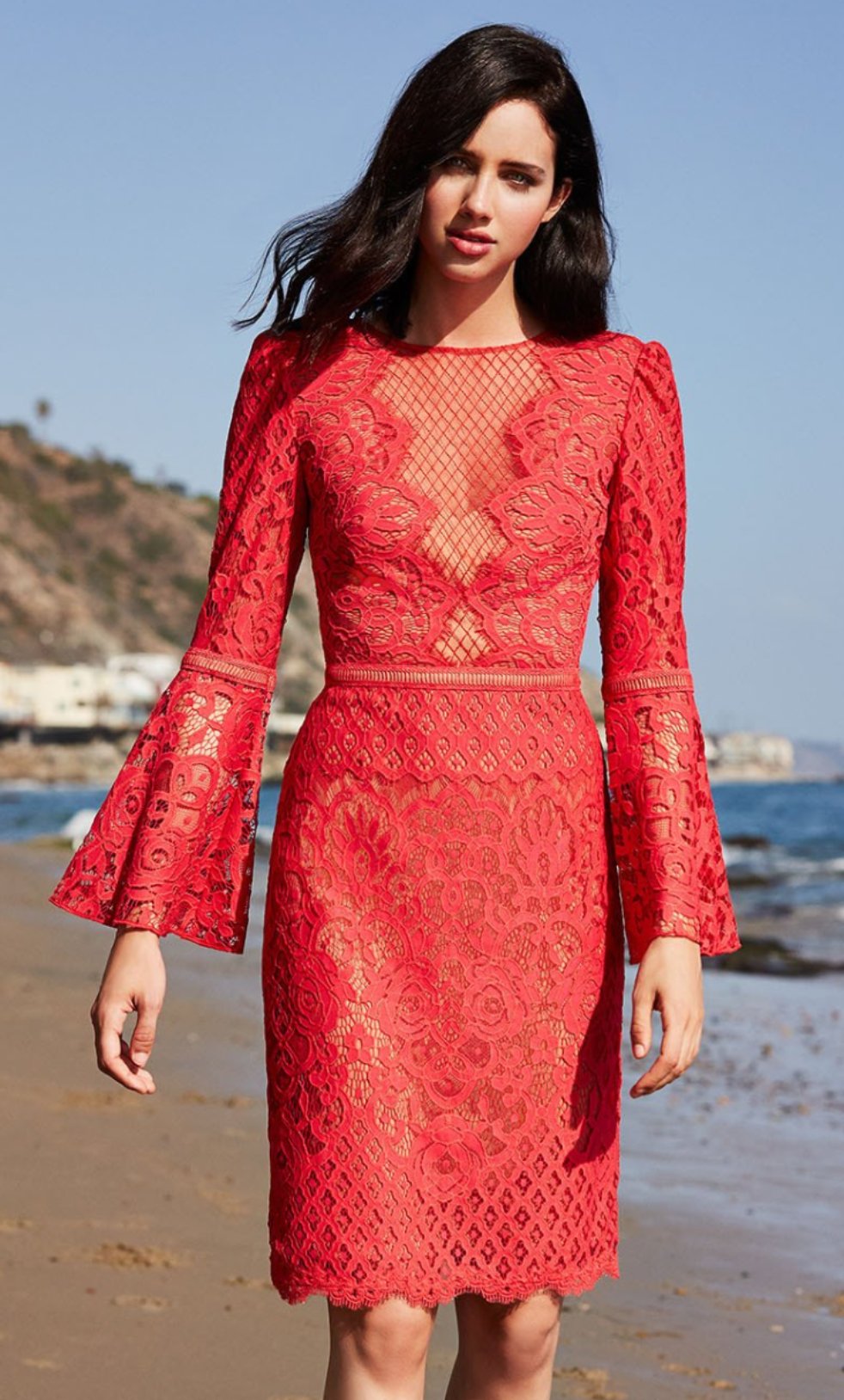 Vestido corto mangas de campana - Laila's Dress