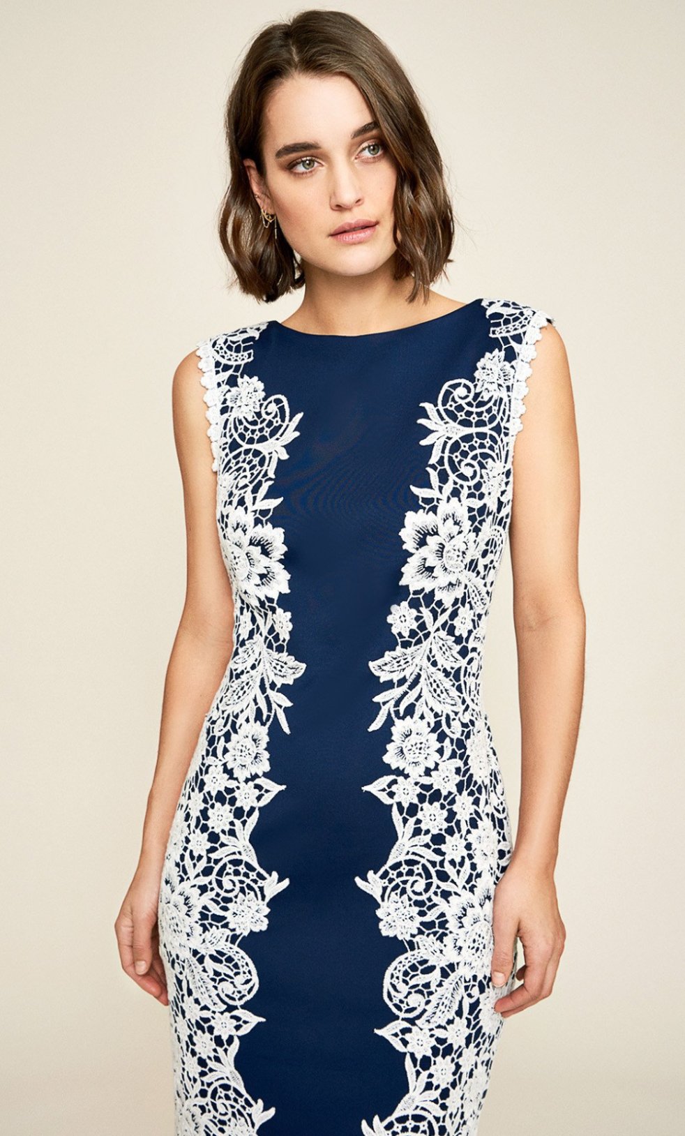 Vestido ajustado de neopreno sin mangas - Laila's Dress