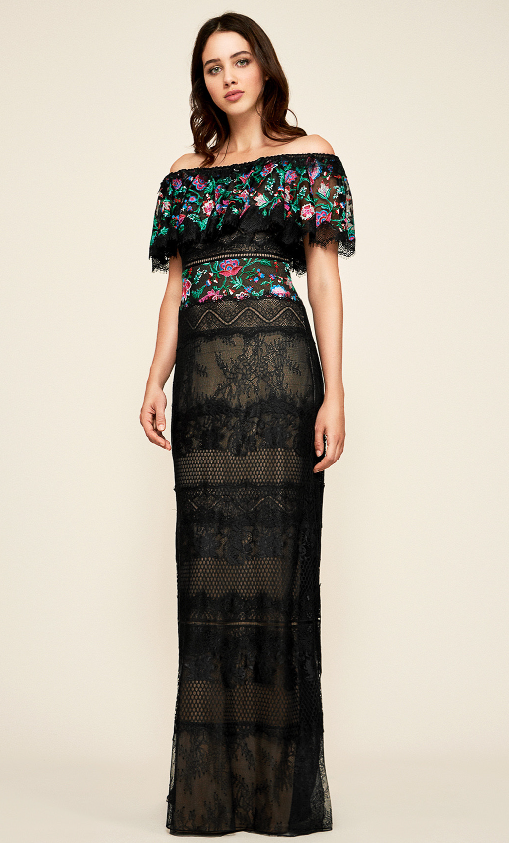 Vestido negro con manga aleteo - Laila's Dress