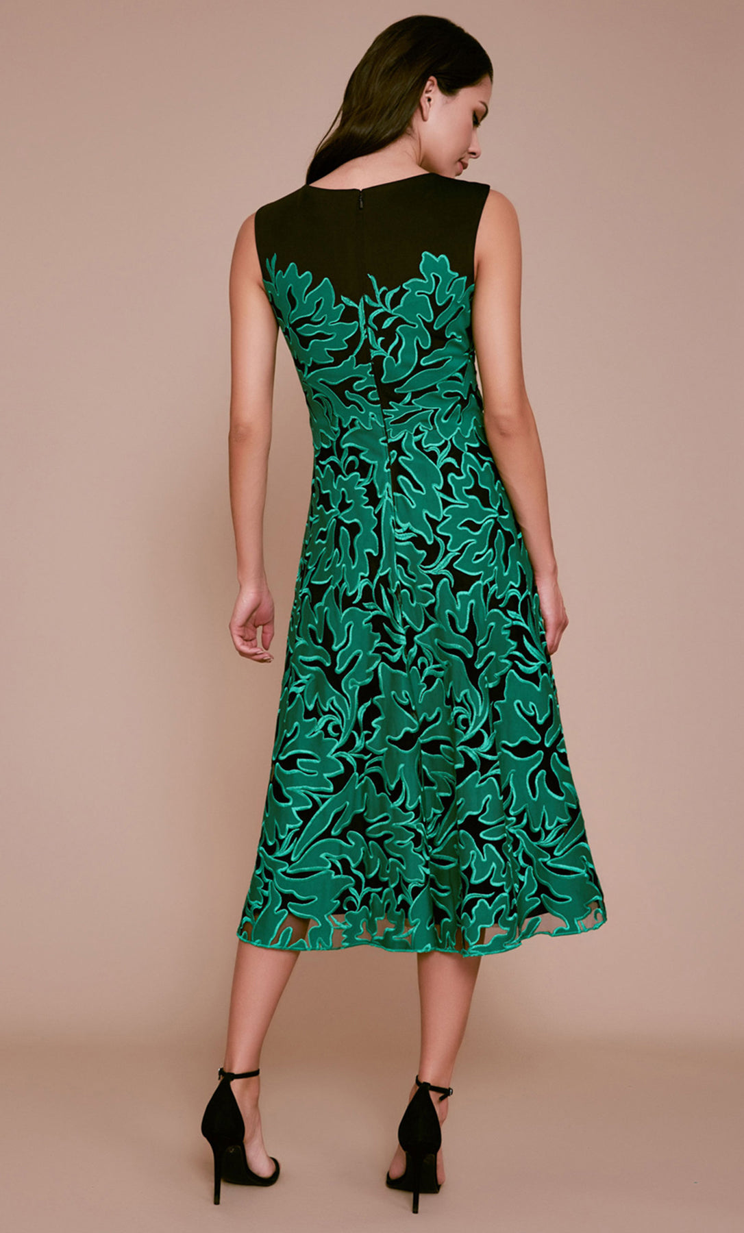 Vestido corto de tul bordado floral - Laila's Dress