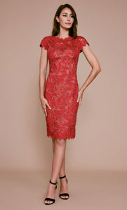 Vestido corto de tul con diseño floral rojo - Laila's Dress