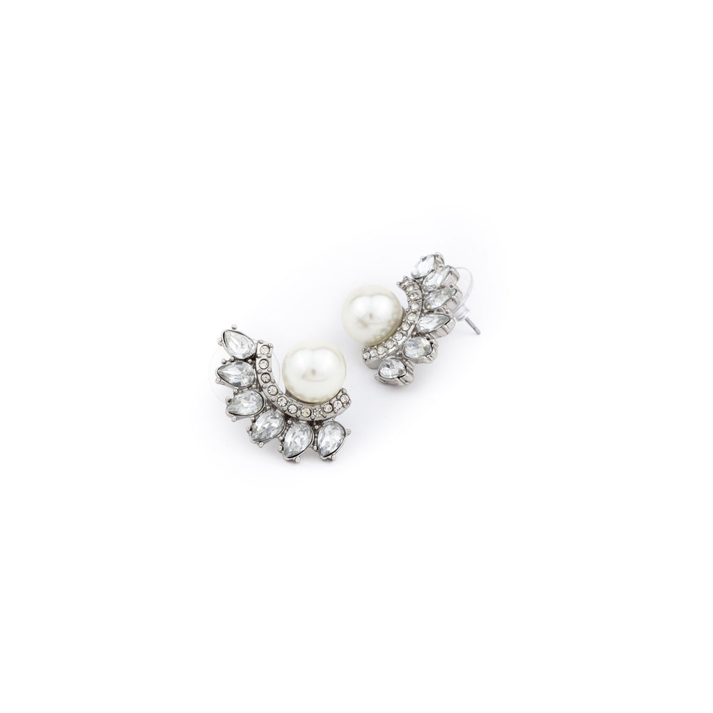 Aretes plateados de perla y brillantes - Laila's Dress