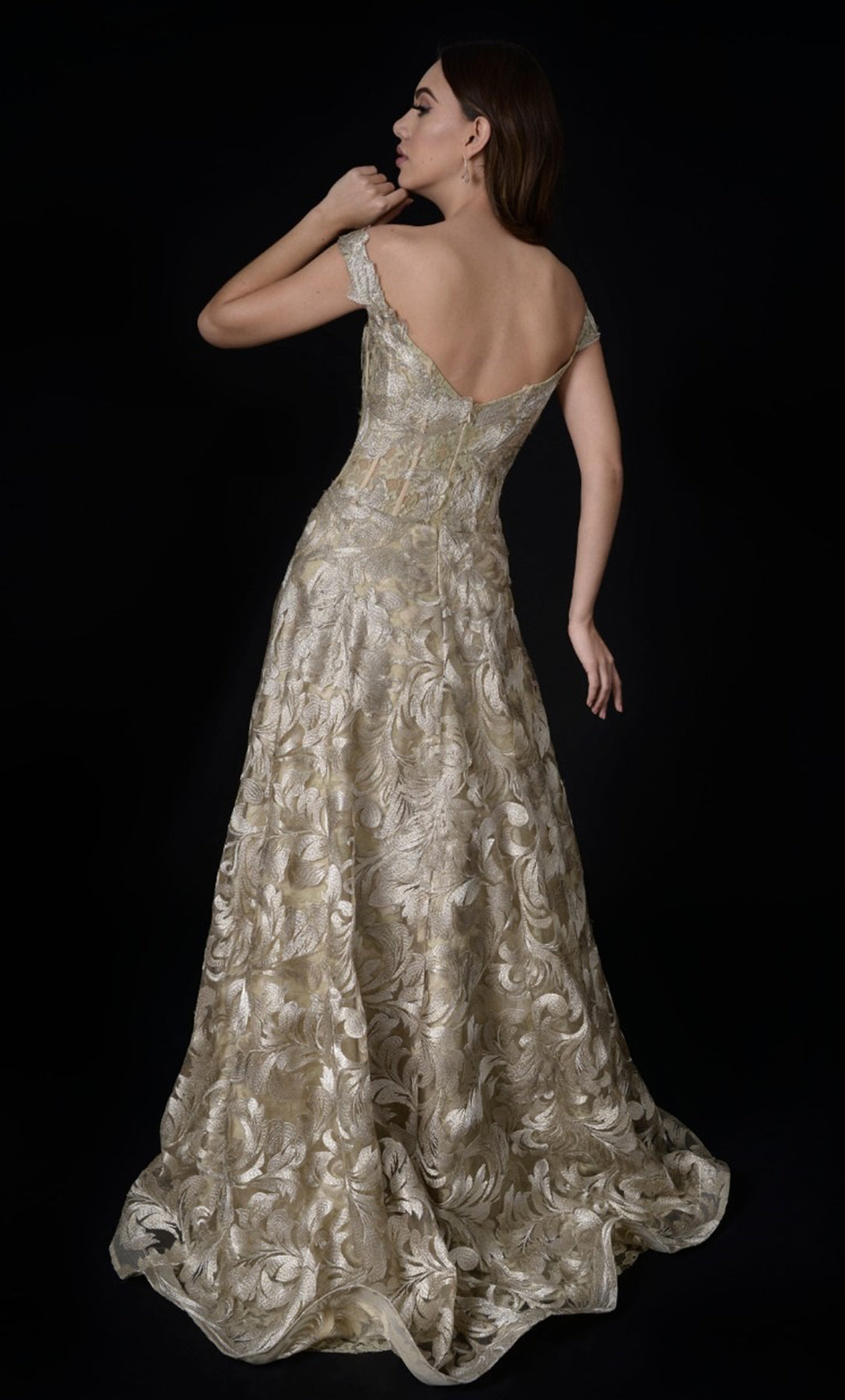 Vestido de diseñador con manga caida - Laila's Dress