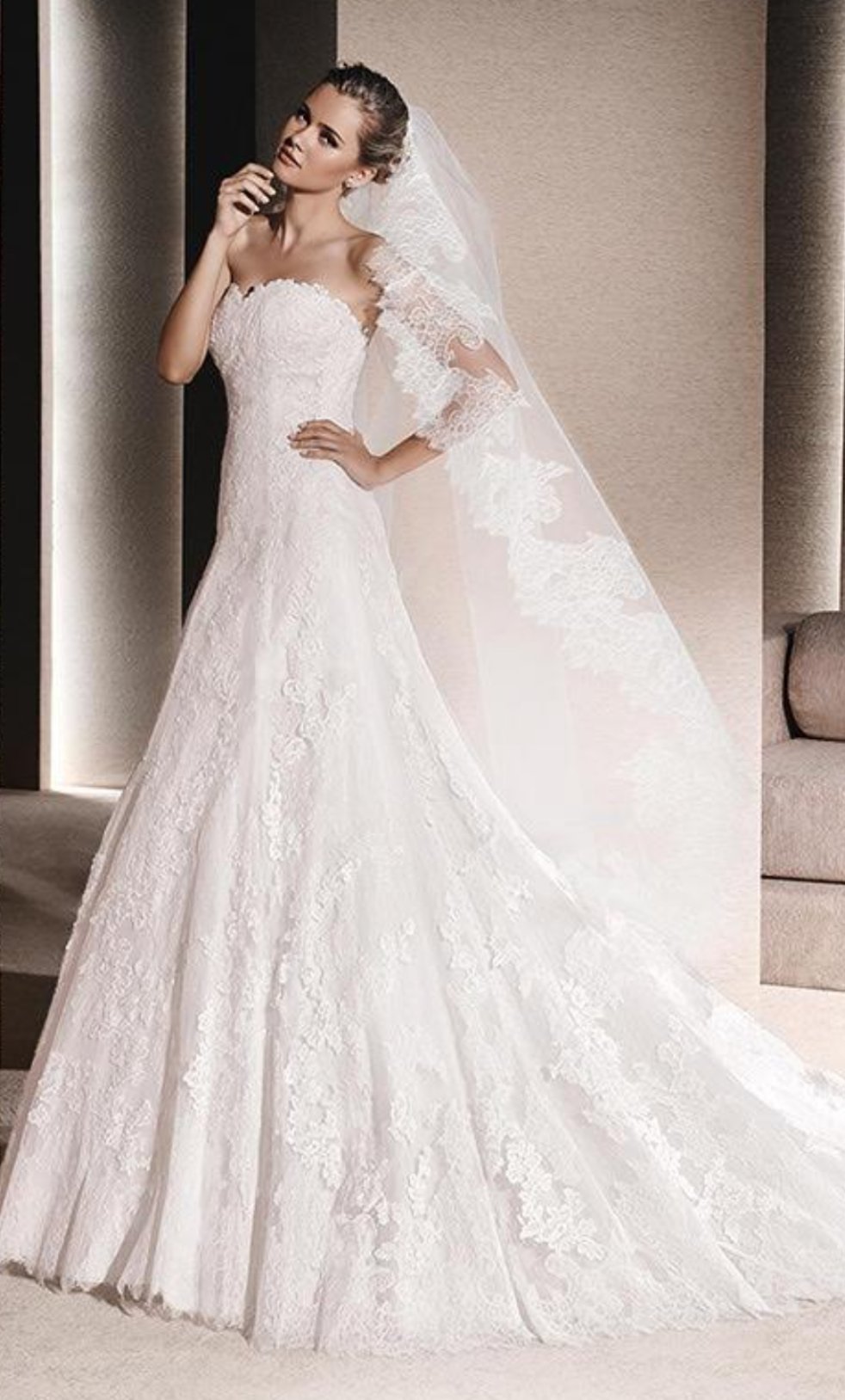 Vestido de novia blanco con encaje - Laila's Dress