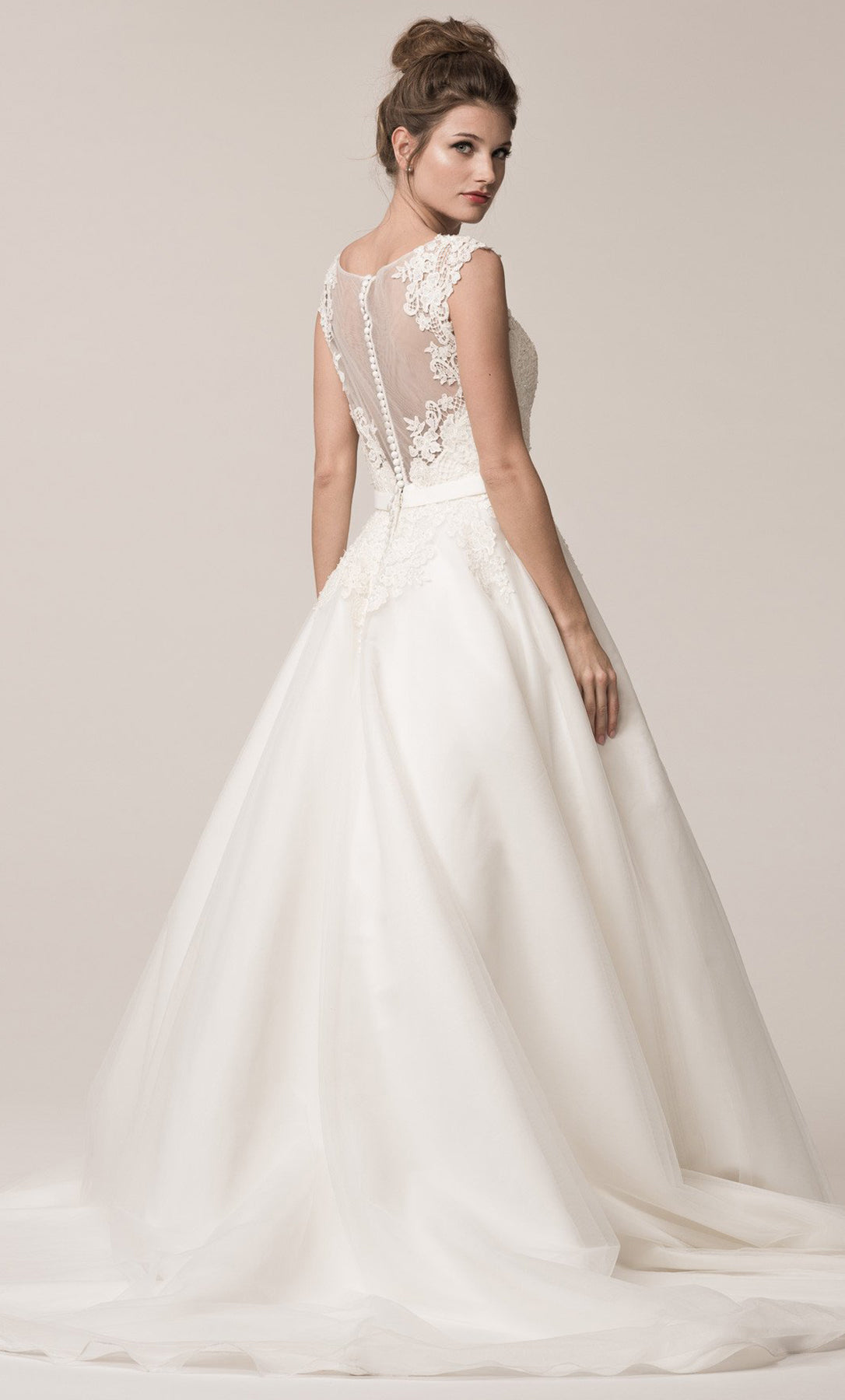 Novia corte princesa con falda de tul - Laila's Dress
