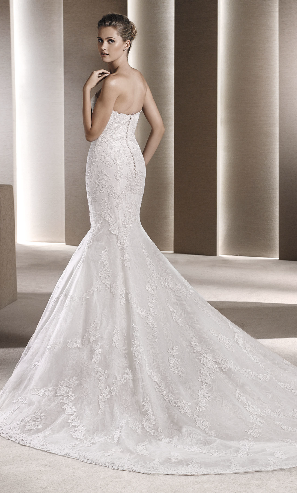 Vestido de novia detallado con encaje - Laila's Dress