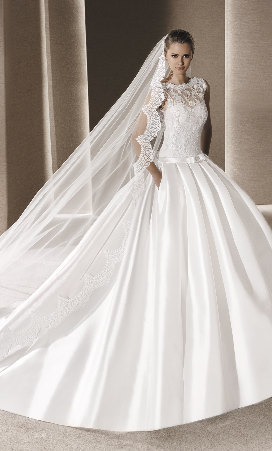 Vestido novia espalda descubierta - Laila's Dress